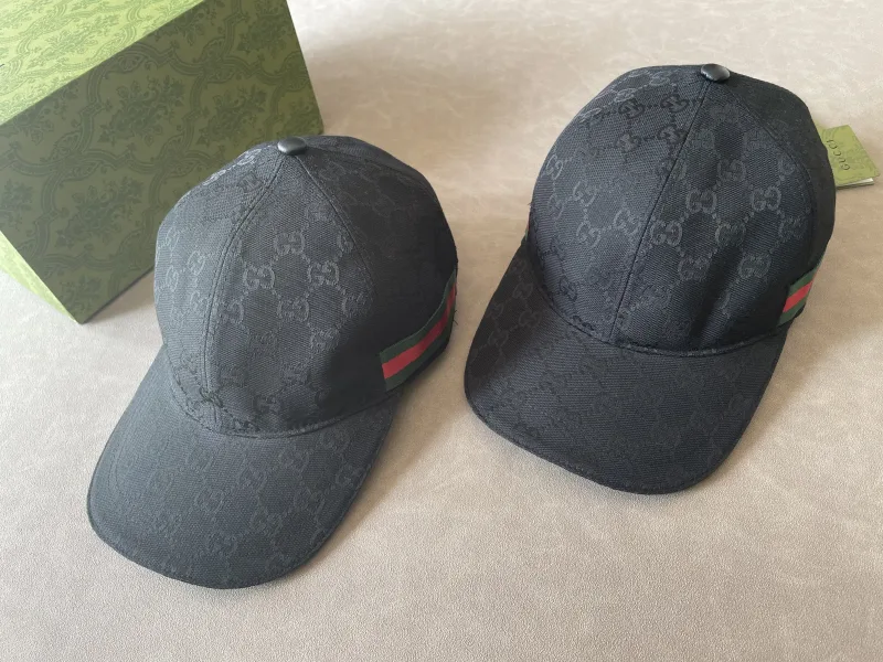 Pet met logo print