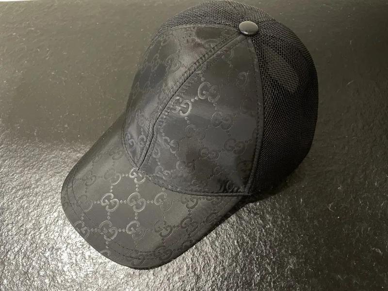 Mesh Trucker Cap Monogram Zwart
