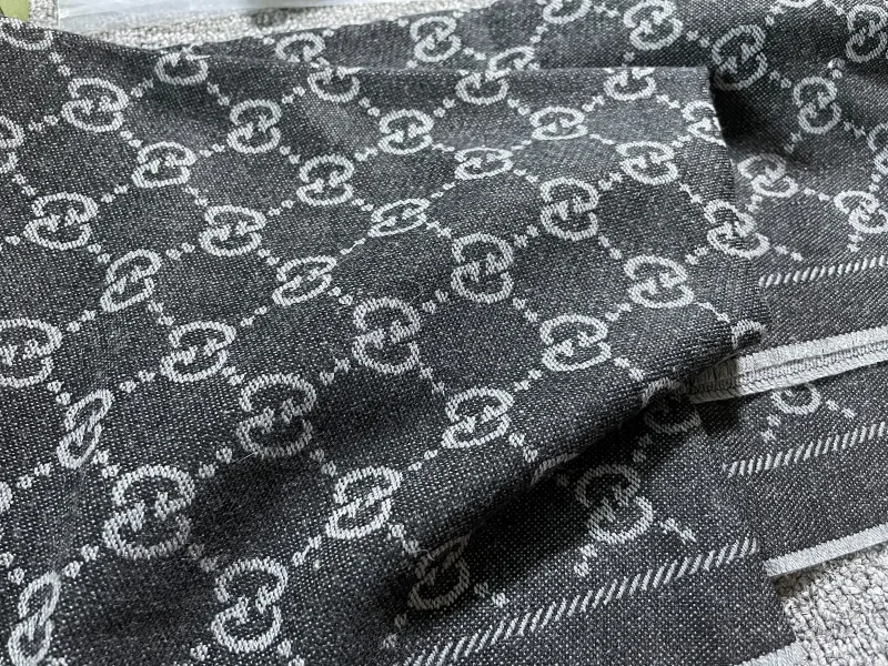 GG Monogram Sjaal