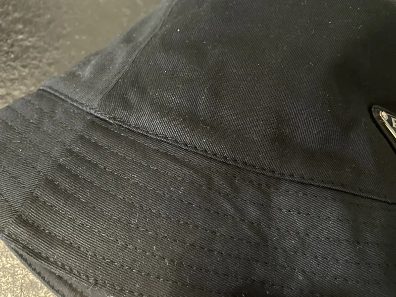 bucket hat black