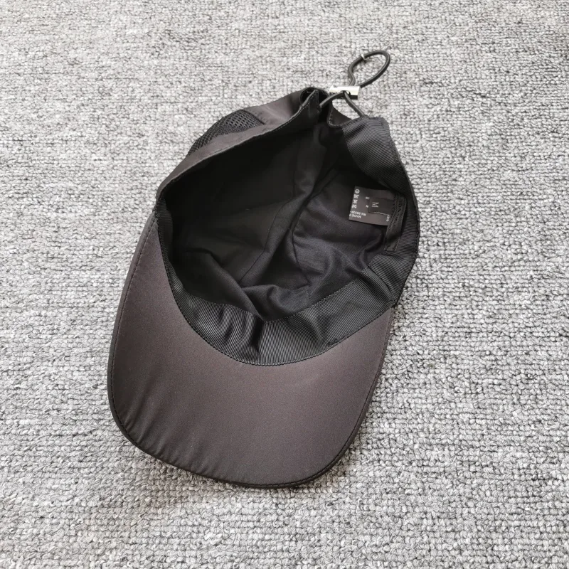 Baseball Cap met MESH Details