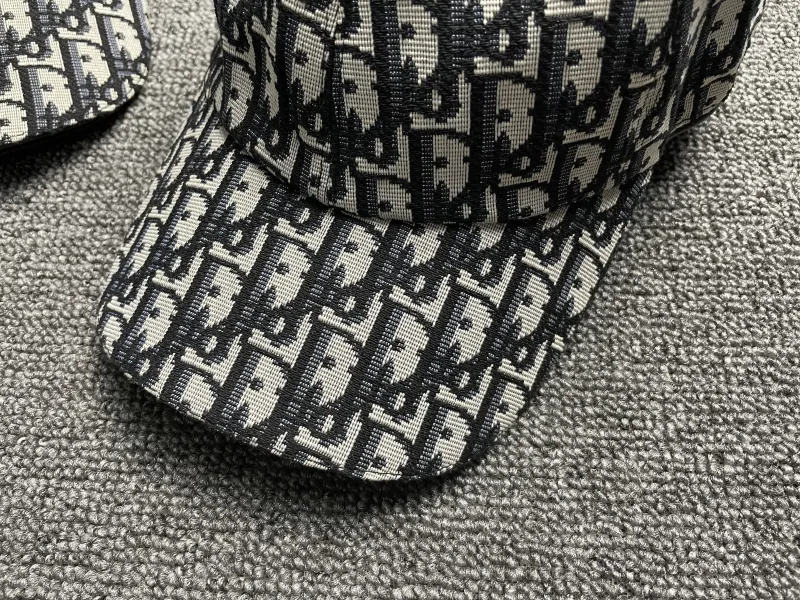 Canvas Cap with Dior Oblique Motif