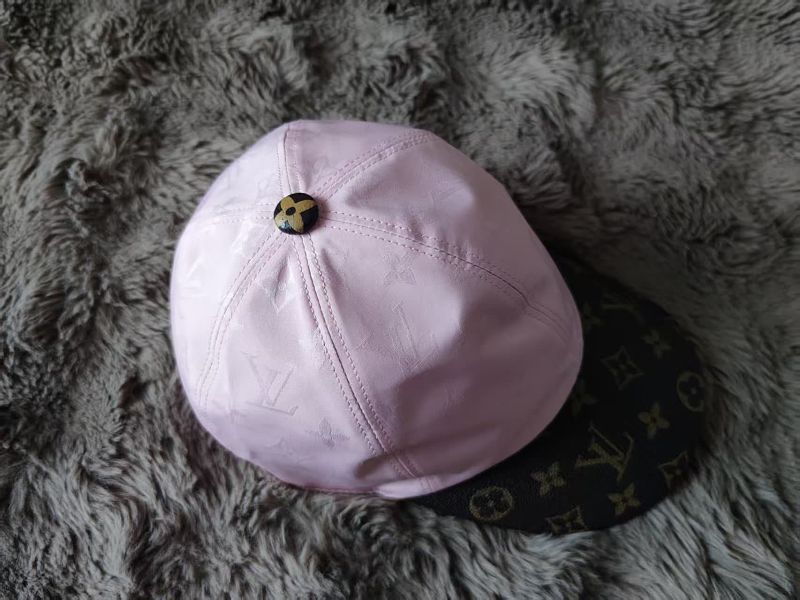 Louis Vuitton Monogram Cap Pink