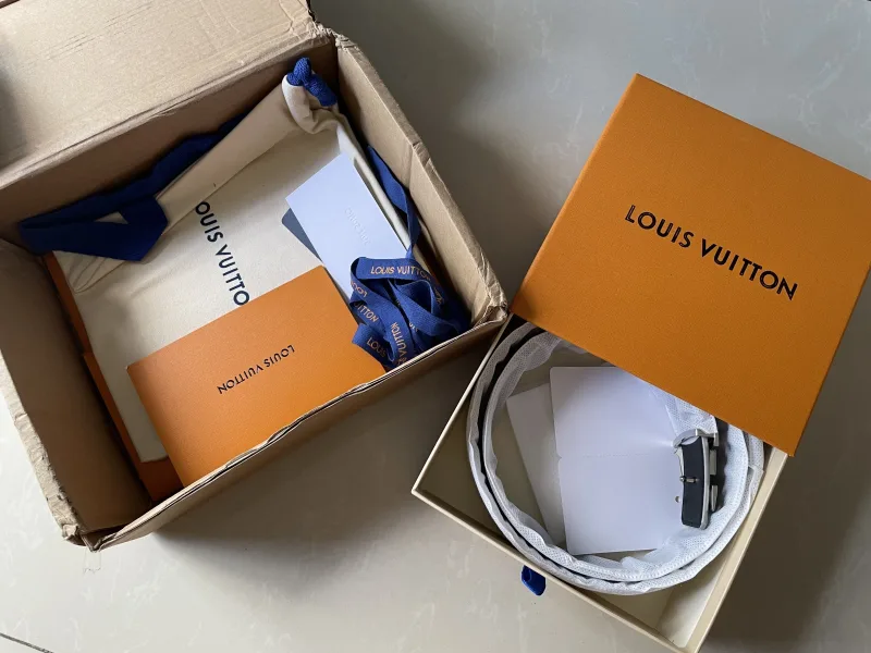 Riem met logo gravering