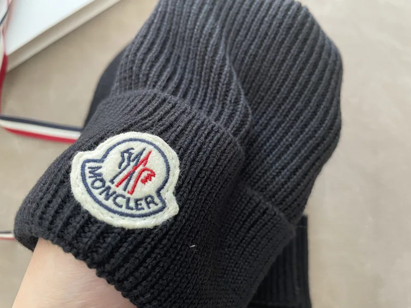 100% wol zwarte muts